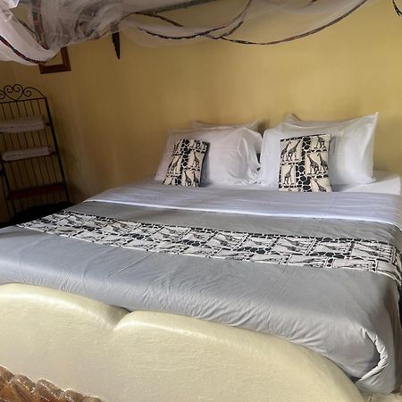 Mbarara 馁优热山畔旅馆酒店 外观 照片