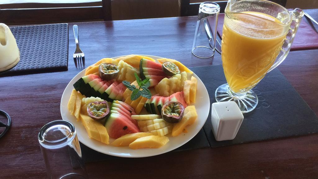 Mbarara 馁优热山畔旅馆酒店 外观 照片