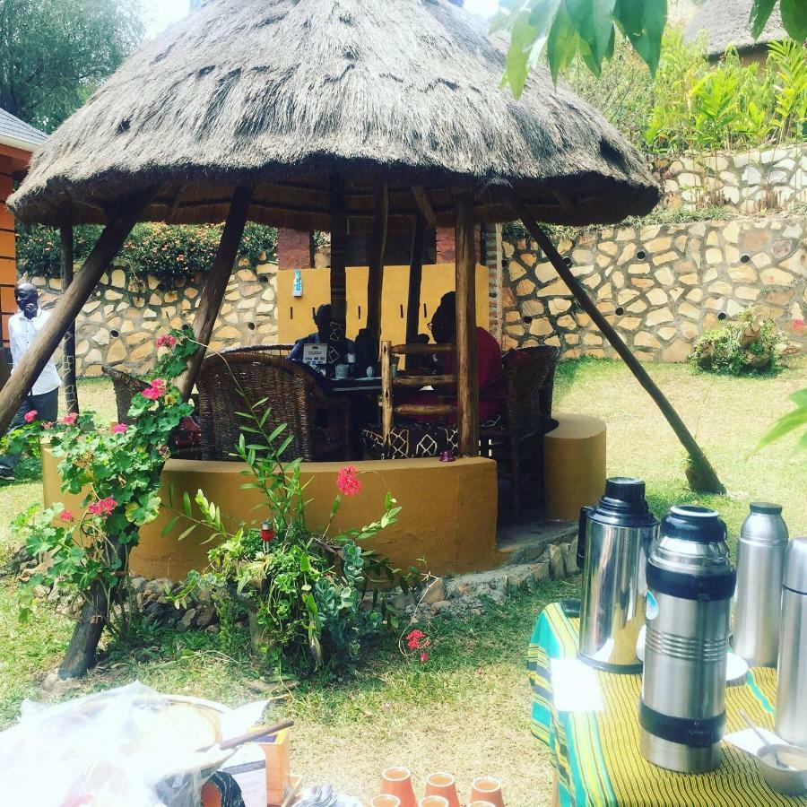Mbarara 馁优热山畔旅馆酒店 外观 照片